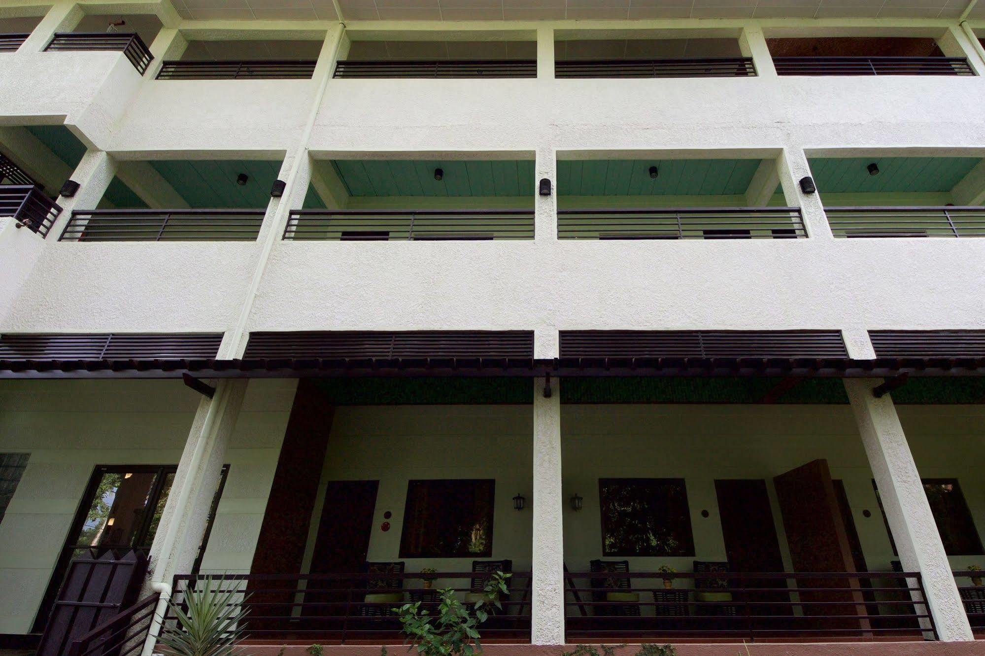 Ala Amid Bed And Breakfast Puerto Princesa Exterior photo